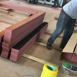 木質(zhì)吸音板 孔木、槽木與綜合應(yīng)用——現(xiàn)代建筑裝飾中的聲學(xué)藝術(shù)